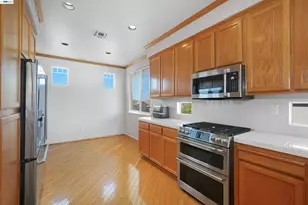 5810 Gold Creek Dr, Castro Valley, CA 94552 - Photo 10