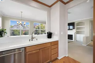 5810 Gold Creek Dr, Castro Valley, CA 94552 - Photo 12
