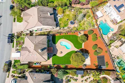 5810 Gold Creek Dr, Castro Valley, CA 94552 - Photo 46