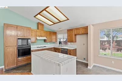 3109 Almond Tree Ct, Antioch, CA 94509 - Photo 10