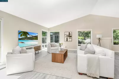 975 Calle Verde, Martinez, CA 94553 - Photo 8