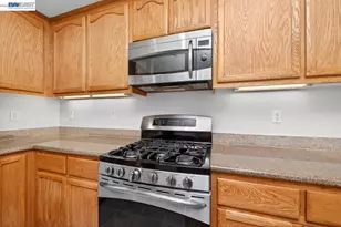 3391 Monaghan St, Dublin, CA 94568 - Photo 10