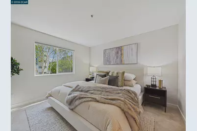 6400 Christie Ave #2202, Emeryville, CA 94608 - Photo 16