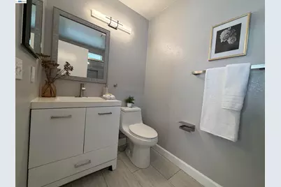 7265 Cronin Cir, Dublin, CA 94568 - Photo 14