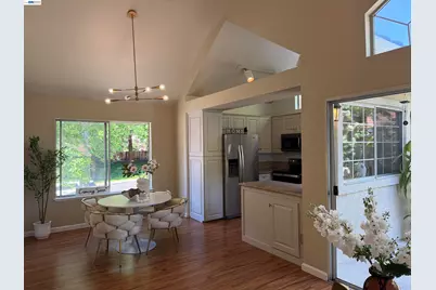 7265 Cronin Cir, Dublin, CA 94568 - Photo 8