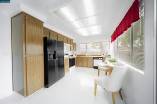 5581 Gonzalez Ct, Concord, CA 94521 - Photo 16