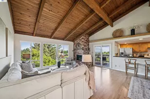 471 Ridgeview Dr, Pleasant Hill, CA 94523 - Photo 1