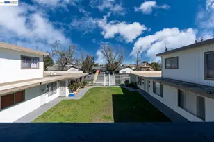 132 18th St, Merced, CA 95340 - Photo 10