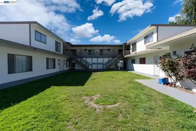 132 18th St, Merced, CA 95340 - Photo 6