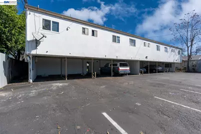 132 18th St, Merced, CA 95340 - Photo 20