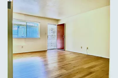 582 H St, Benicia, CA 94510 - Photo 2