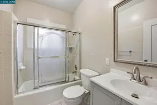 5446 Shafter Ave, Oakland, CA 94618 - Photo 24