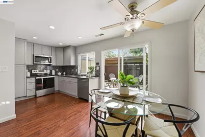 27864 Hummingbird Ct, Hayward, CA 94545 - Photo 12