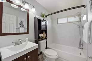 27864 Hummingbird Ct, Hayward, CA 94545 - Photo 24