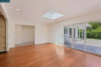 3394 Santa Maria Ct, Lafayette, CA 94549 - Photo 10