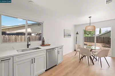 2121 Apricot Court, Pittsburg, CA 94565 - Photo 12