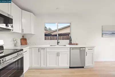 2121 Apricot Court, Pittsburg, CA 94565 - Photo 8