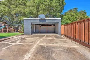 4352 Gem Ave, Castro Valley, CA 94546 - Photo 28