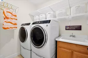 4066 Rosehill Pl, Dublin, CA 94568 - Photo 28