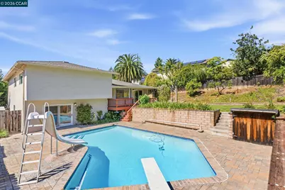 26 Greendell Pl, Pleasant Hill, CA 94523 - Photo 2