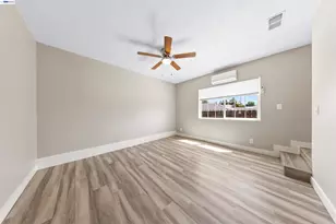 2102 Overhill Rd, Concord, CA 94520 - Photo 24