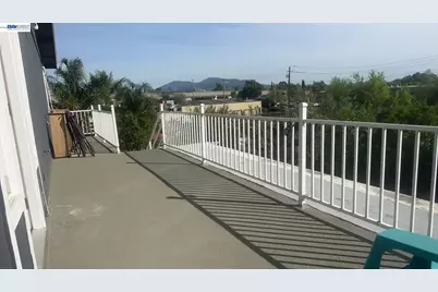 2102 Overhill Rd, Concord, CA 94520 - Photo 52