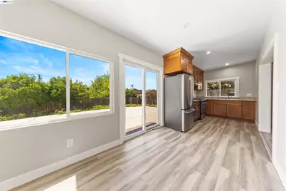 2102 Overhill Rd, Concord, CA 94520 - Photo 34