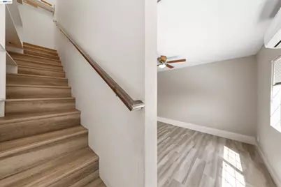 2102 Overhill Rd, Concord, CA 94520 - Photo 22