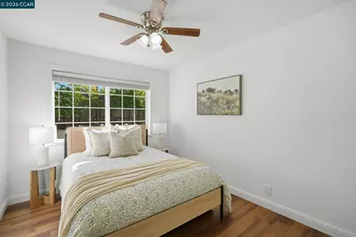 2313 Panoramic Dr, Concord, CA 94520 - Photo 28