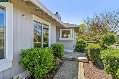 2131 Myrtle Beach Ln, Danville, CA 94526 - Photo 2