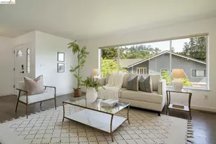 6109 Fairlane Dr, Oakland, CA 94611 - Photo 6