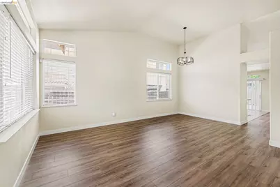 2109 Bedrock Way, Antioch, CA 94509 - Photo 4