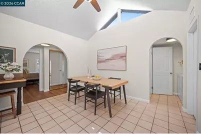 425 Glacier Dr, Martinez, CA 94553 - Photo 10