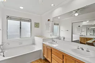2218 Newport Ct, Discovery Bay, CA 94505 - Photo 36