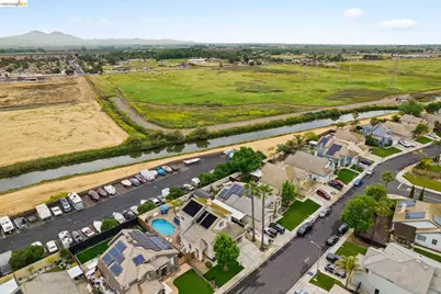 2218 Newport Ct, Discovery Bay, CA 94505 - Photo 46