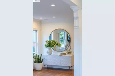 1329 Ordway St, Berkeley, CA 94702 - Photo 10