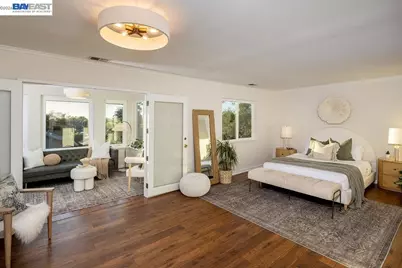 1329 Ordway St, Berkeley, CA 94702 - Photo 20