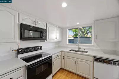 36 Miramonte Dr, Moraga, CA 94556 - Photo 10