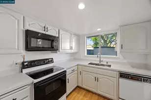 36 Miramonte Dr, Moraga, CA 94556 - Photo 10