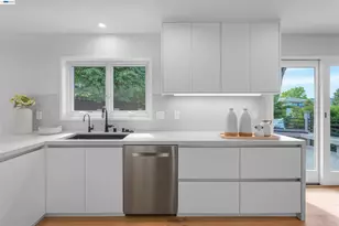 3740 Sky Ct, San Mateo, CA 94403 - Photo 28