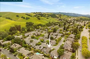 300 Bridgeside Cir, Danville, CA 94506 - Photo 36
