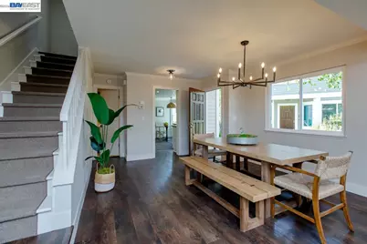 31 Oak Park Dr, Alameda, CA 94502 - Photo 4