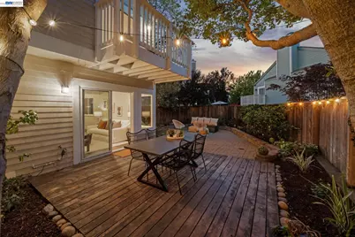 31 Oak Park Dr, Alameda, CA 94502 - Photo 58