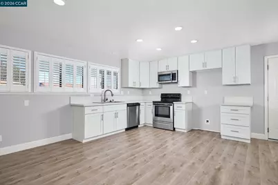 84 Trent Dr, Galt, CA 95632 - Photo 4