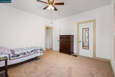 272 10th St, Pittsburg, CA 94565 - Photo 18