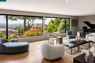 260 Pershing Dr, Oakland, CA 94611 - Photo 4