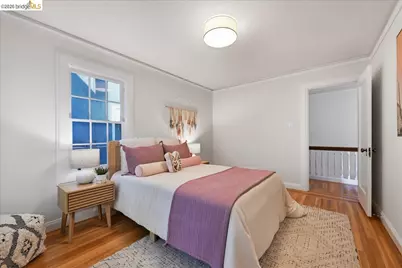 35 Ross Cir, Oakland, CA 94618 - Photo 32