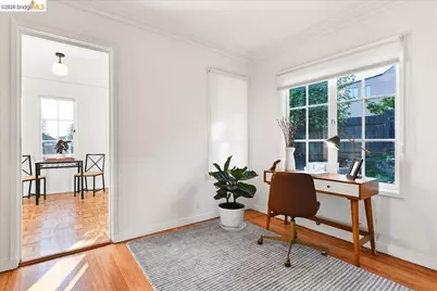 35 Ross Cir, Oakland, CA 94618 - Photo 22