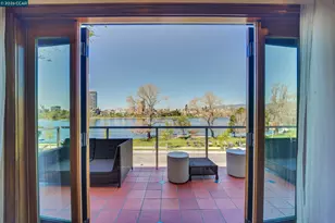 2038 2040 Lakeshore, Oakland, CA 94606 - Photo 10