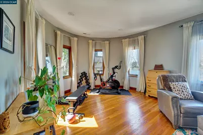 2038 2040 Lakeshore, Oakland, CA 94606 - Photo 28